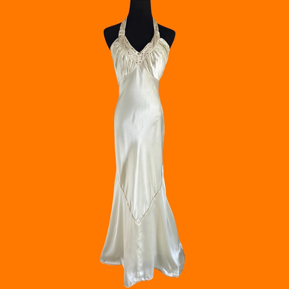 90's vintage champagne ivory liquid satin backless formal bridal dress Size 7/8
